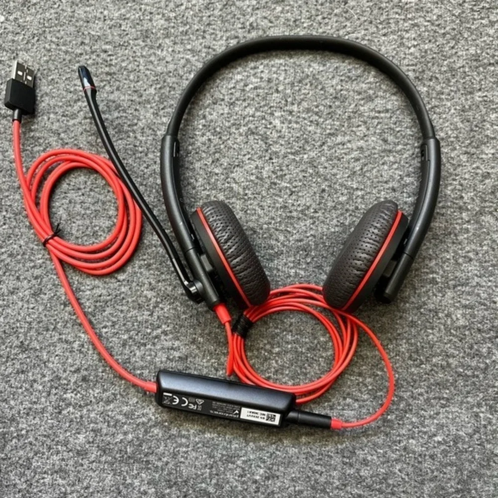Plantronics Blackwire C3220 USB-A Wired Stereo Headset Black Red‎ C3200 Series